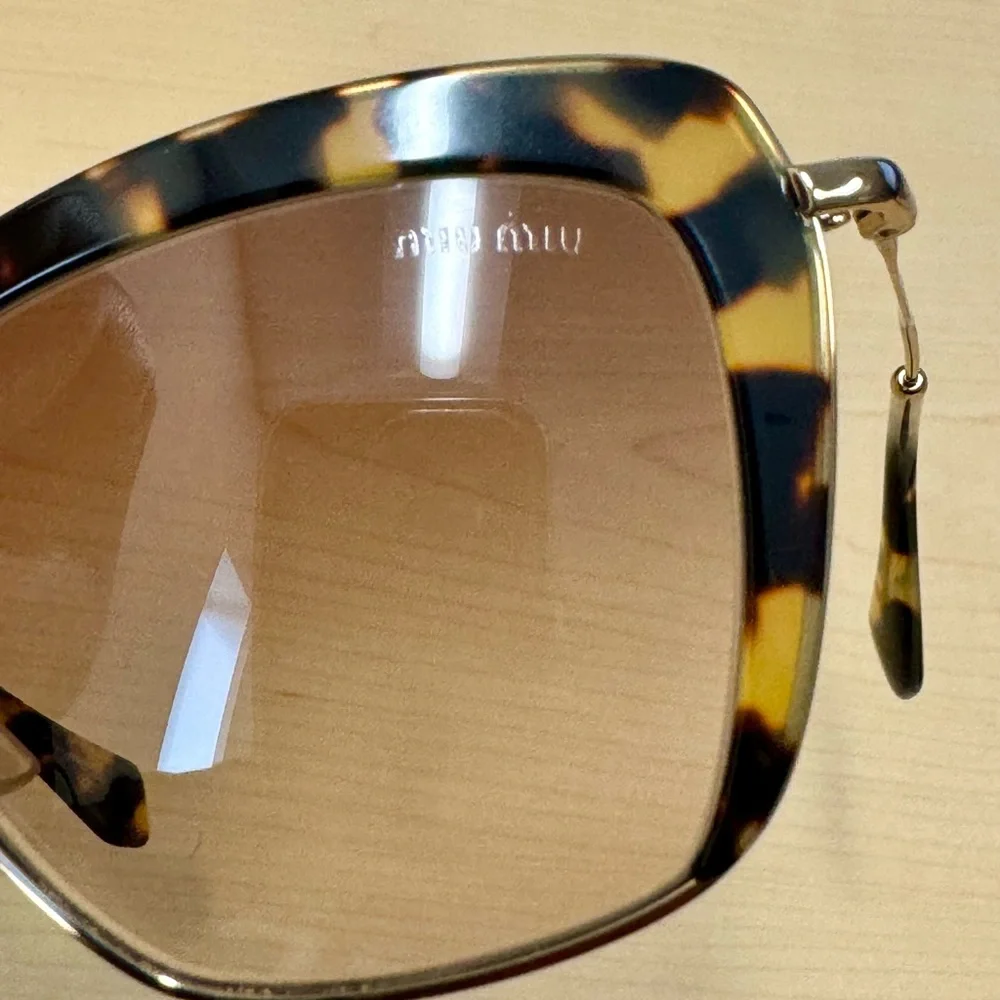 BNIB miu miu butterfly tortoiseshell sunglasses - Picture 4 of 12